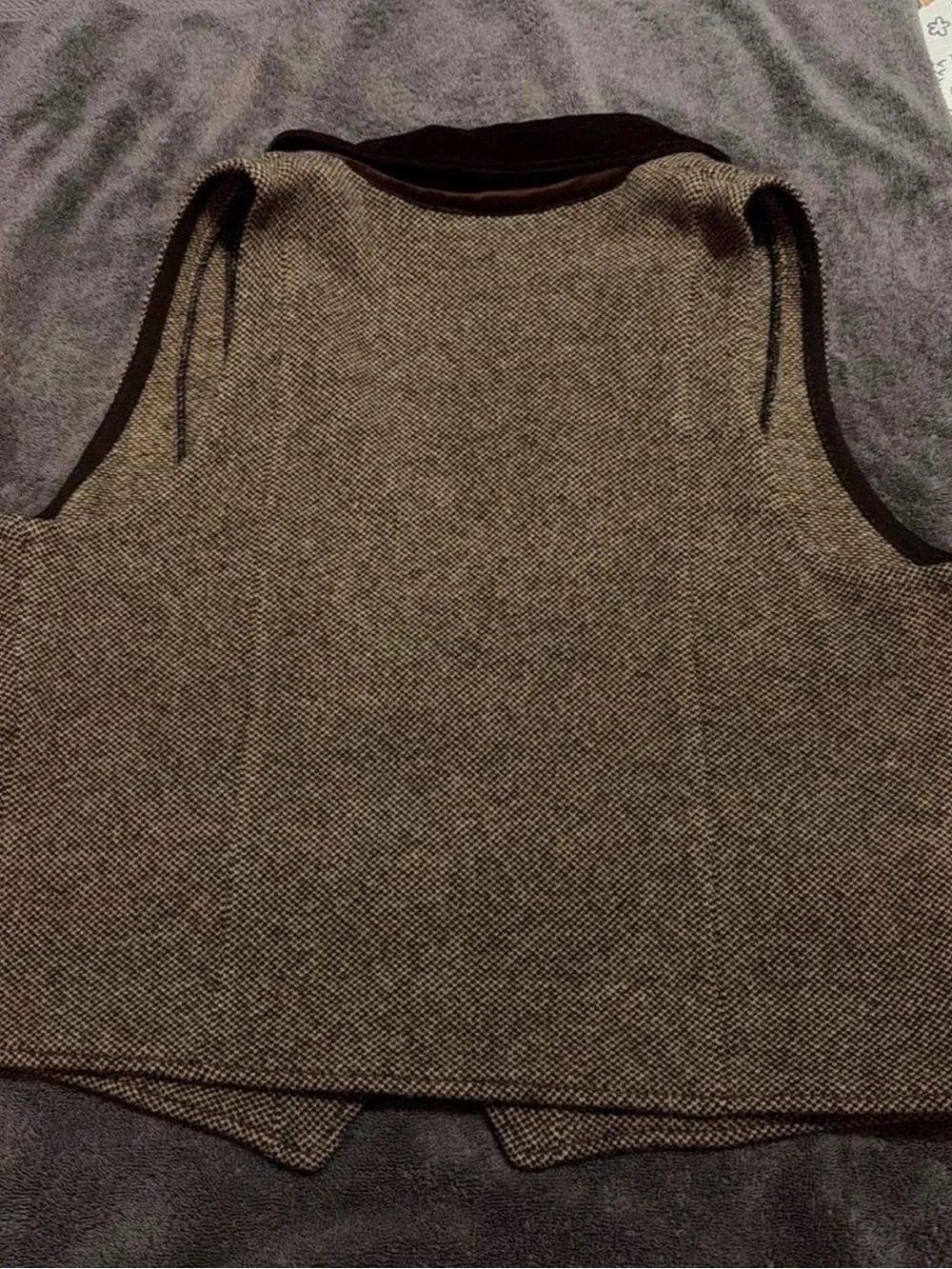 Ralph Lauren Brown Tweed Vest with Dark Brown Velvet Collar - Picture 2 of 2
